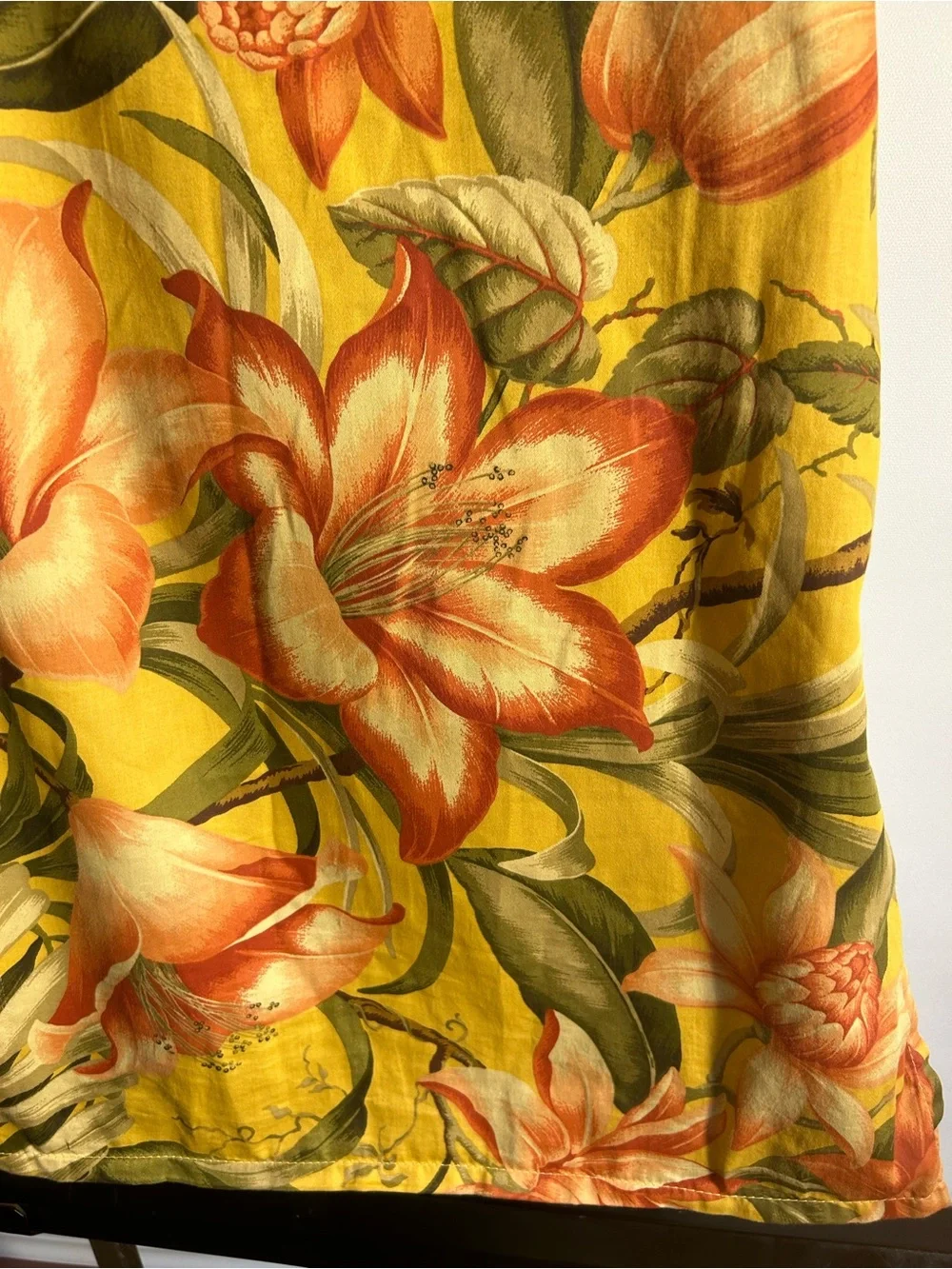 TOMMY BAHAMA HOME TROPICAL LILY KING SIZE ISLAND-INSPIRED VINTAGE PILLOW SHAMS